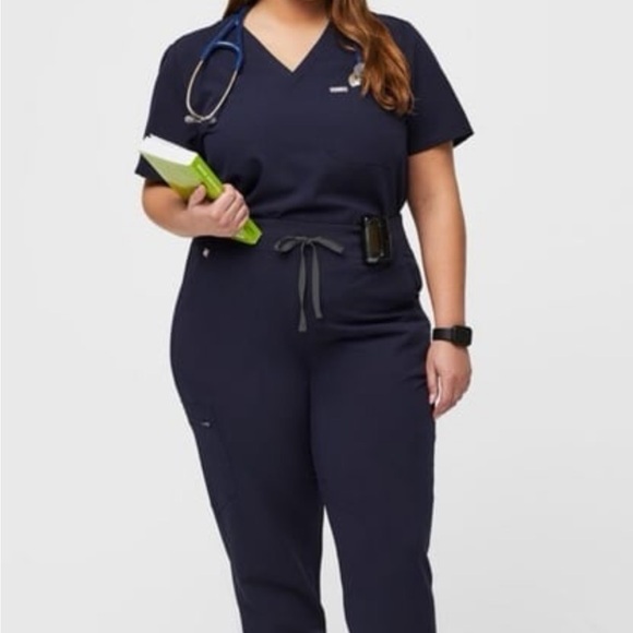 Figs Zamora Navy Jogger Scrub Pants size Large - Picture 2 of 10